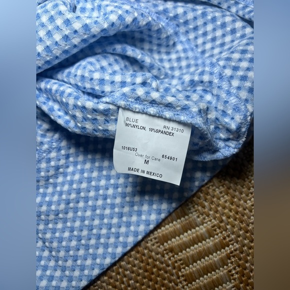 A.Byer Women's Short Sleeve Blue/White Checkered Shirt, Twist Front, Size M, NWT - Picture 8 of 10